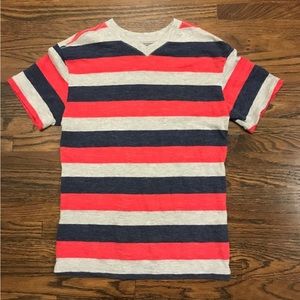 Red Camel V-Neck T-shirt. Boys size small